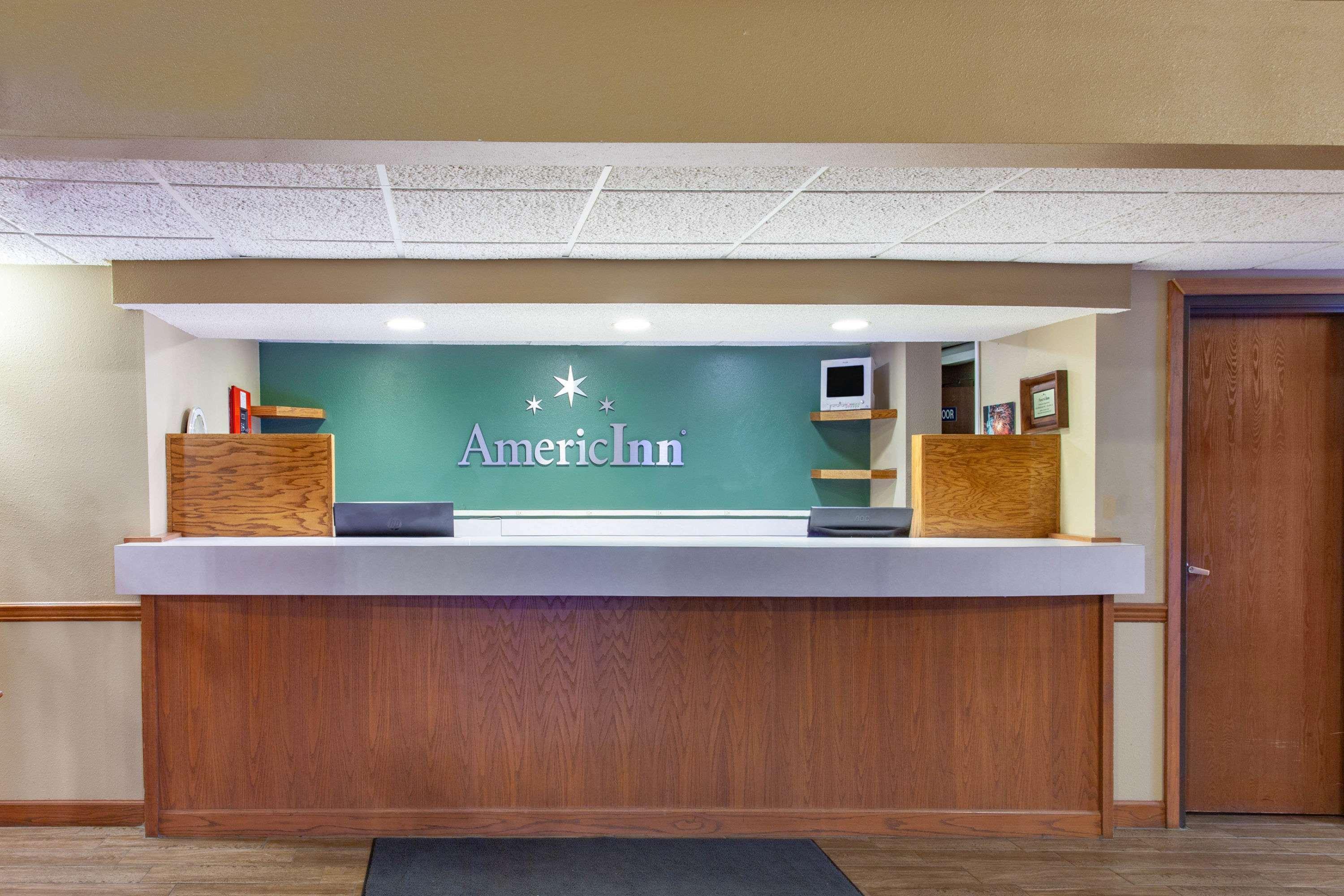 Americinn By Wyndham Hutchinson Екстериор снимка